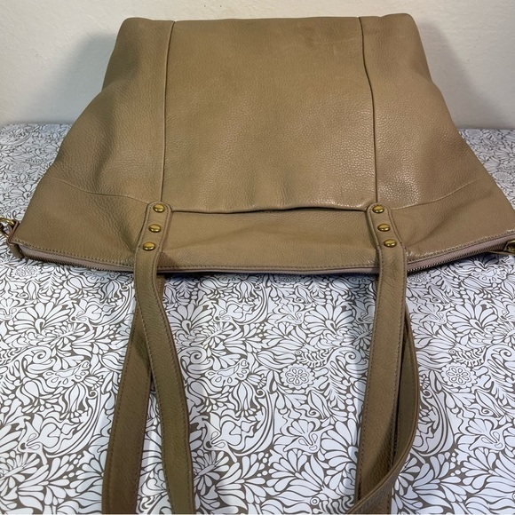 Hobo - Dustin Large Leather Tote Bag - Picture 7 of 16